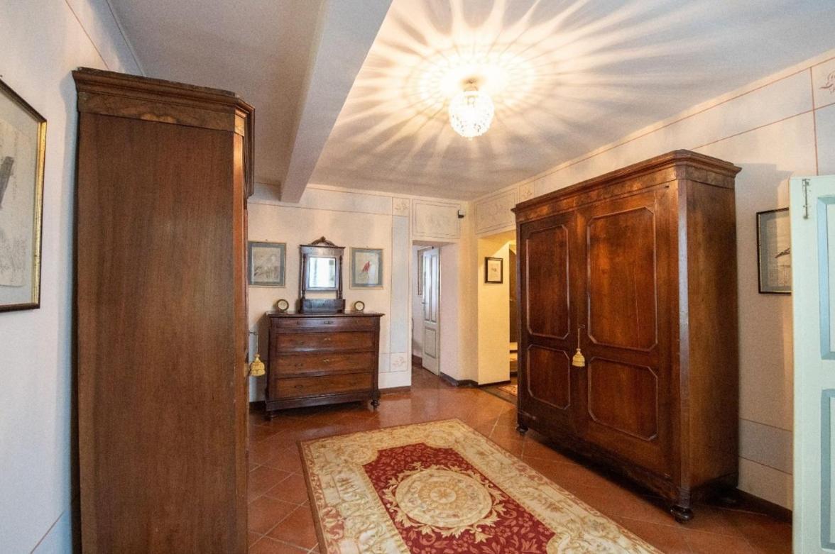 Villa Ottocentesca Immersa Nel Verde Montecavolo Extérieur photo