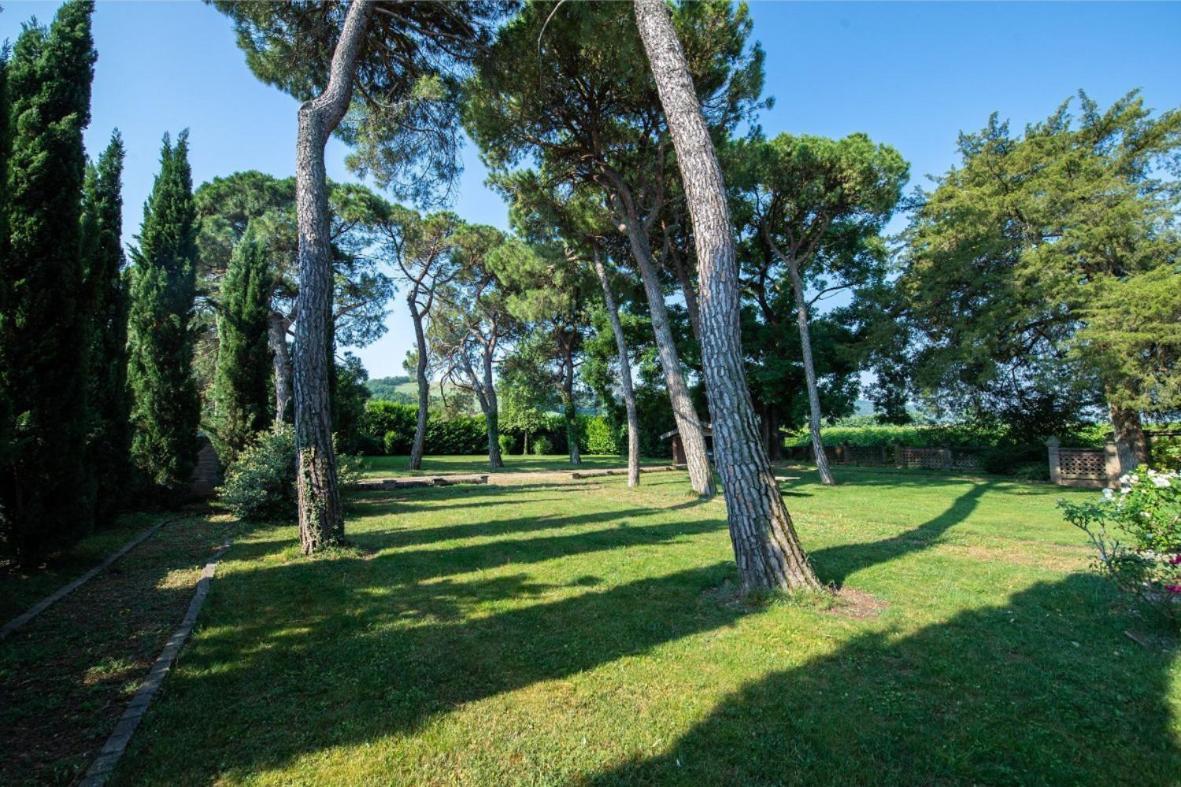 Villa Ottocentesca Immersa Nel Verde Montecavolo Extérieur photo