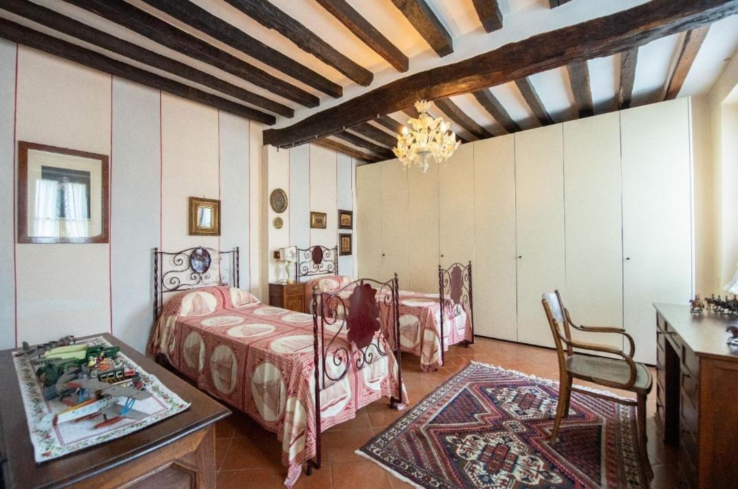 Villa Ottocentesca Immersa Nel Verde Montecavolo Extérieur photo